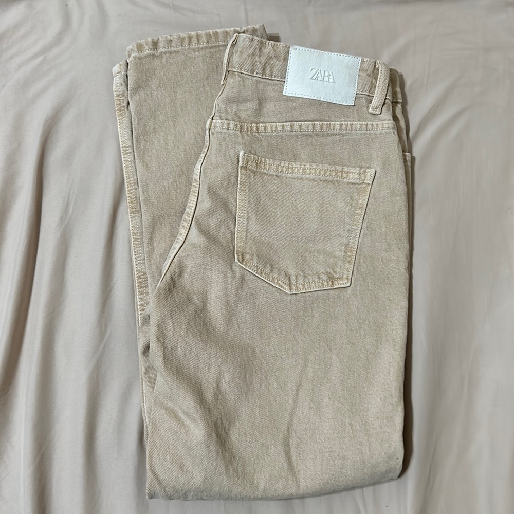Z1975 Zara Mom fit Jeans